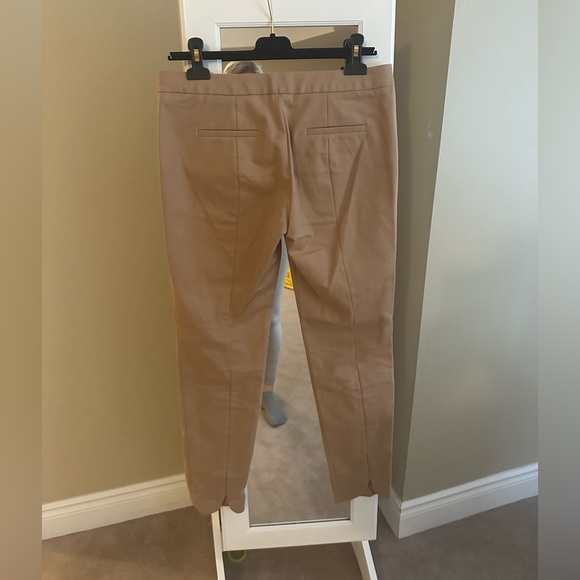 Massimo Dutti size 6 pants never worn beige gold details at waist - Picture 2 of 5